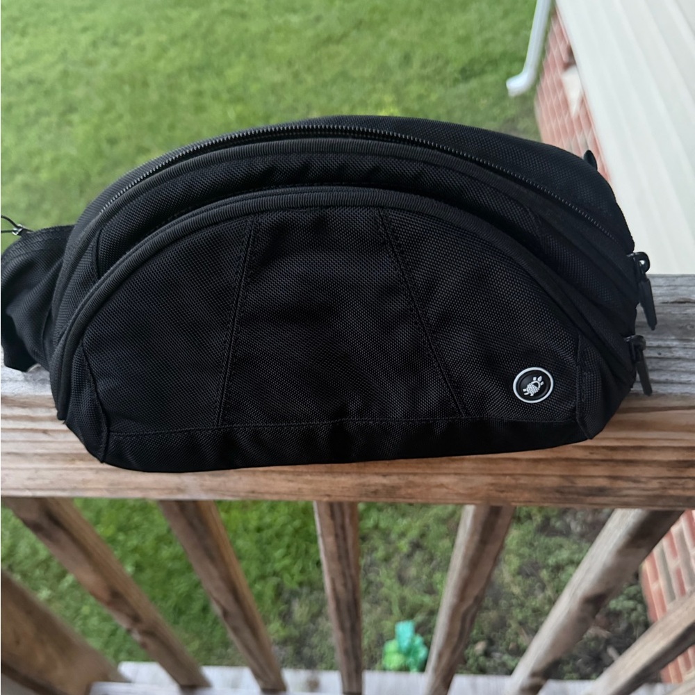Pacsafe Anti-Theft Travel Waist Pack